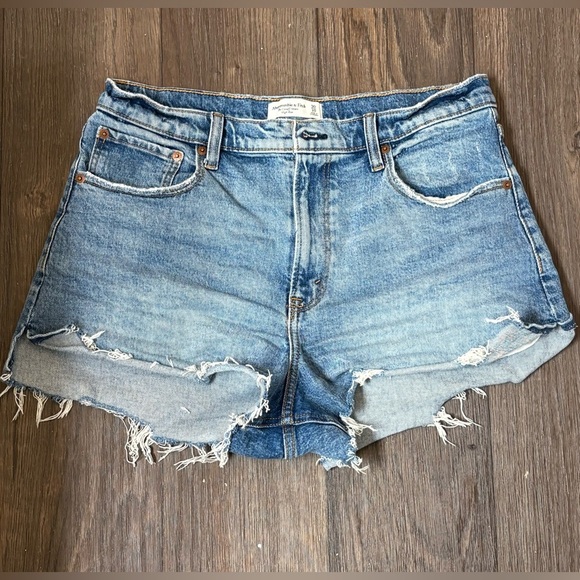 ABERCROMBIE & FITCH Cutoff Denim Shorts | High Rise | Size 30 - Picture 1 of 4